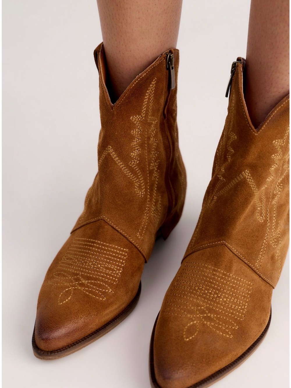 New Free People Asher Suede Western Ankle Boots - Picture 2 of 5